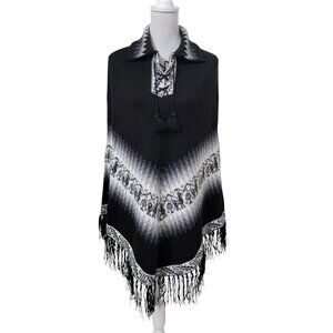 Alpaca Connection Size: One Size Black & White Alpaca Fringed Knit Poncho